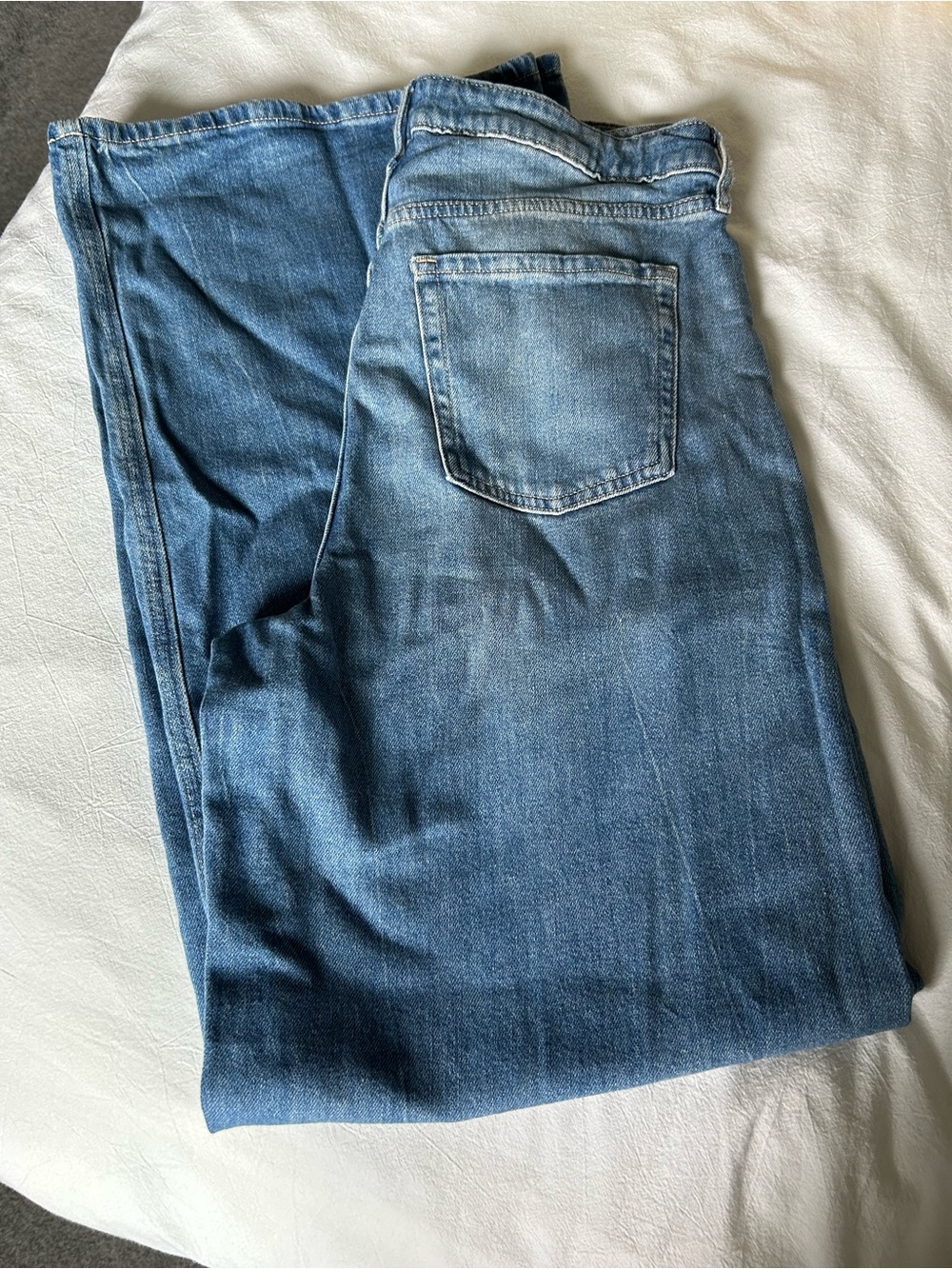 Old Navy Women's Flare Jeans - Medium Blue Wash
